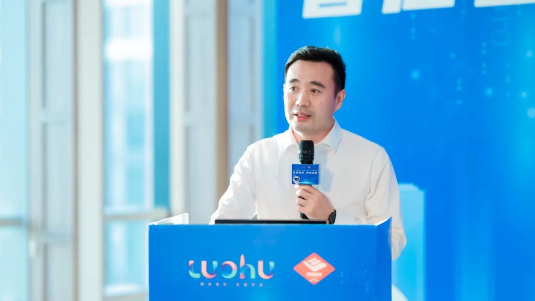 國(guó)新文化與深圳市羅湖區(qū)教育局簽署戰(zhàn)略合作協(xié)議