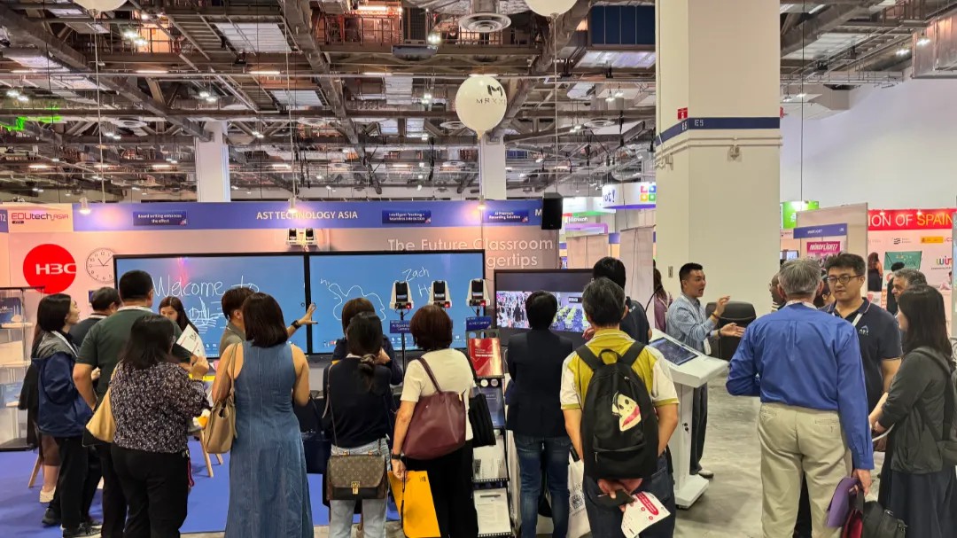 奧威亞AI教育解決方案亮相新加坡，共同探討未來(lái)教育新樣態(tài)