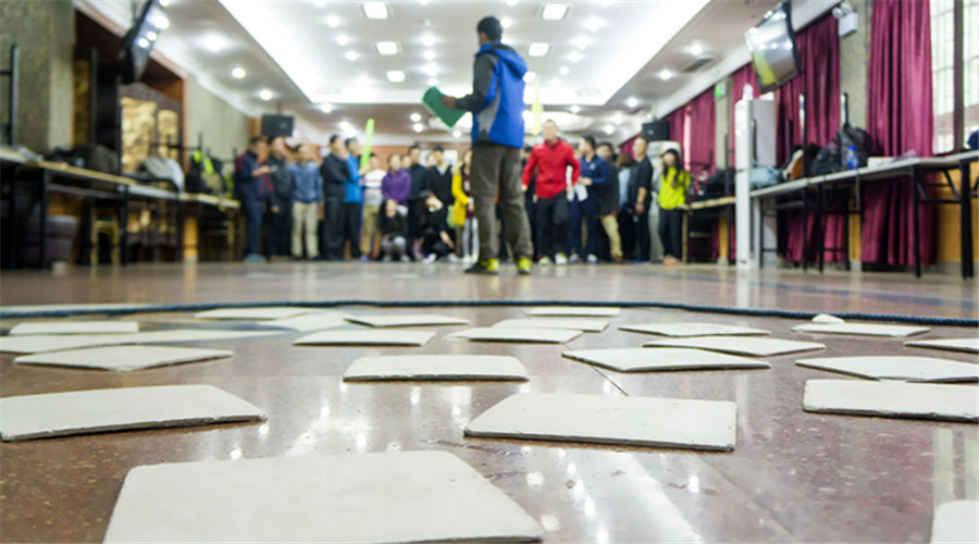 原來戶外拓展還能這么玩！