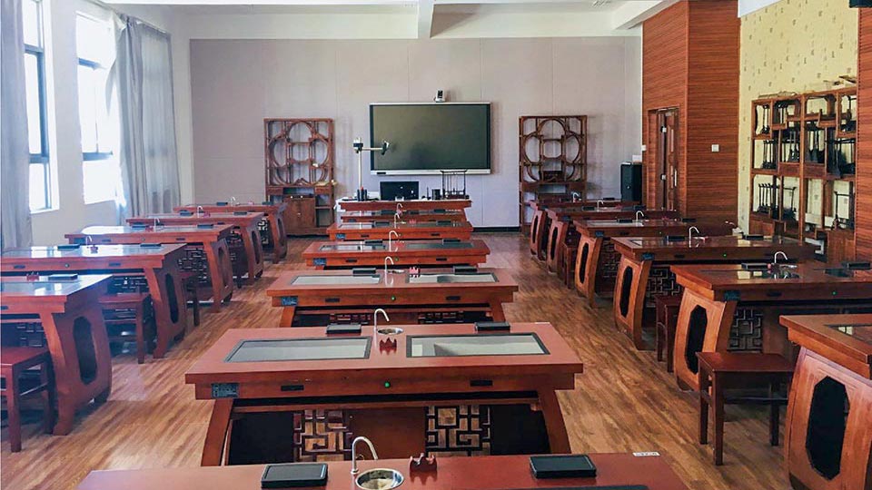 麗江師范高等?？茖W(xué)校教師發(fā)展中心建設(shè)